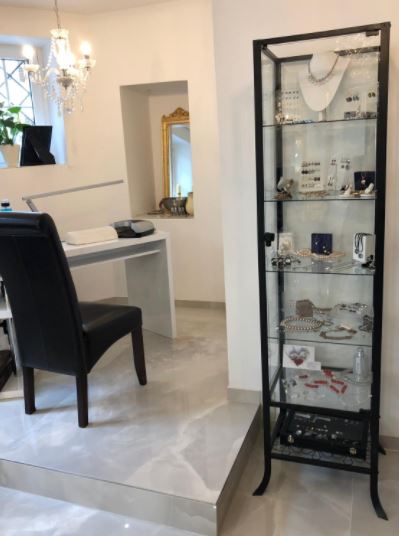 Madalena Cristiano Schwierzeck Cosmetics 4